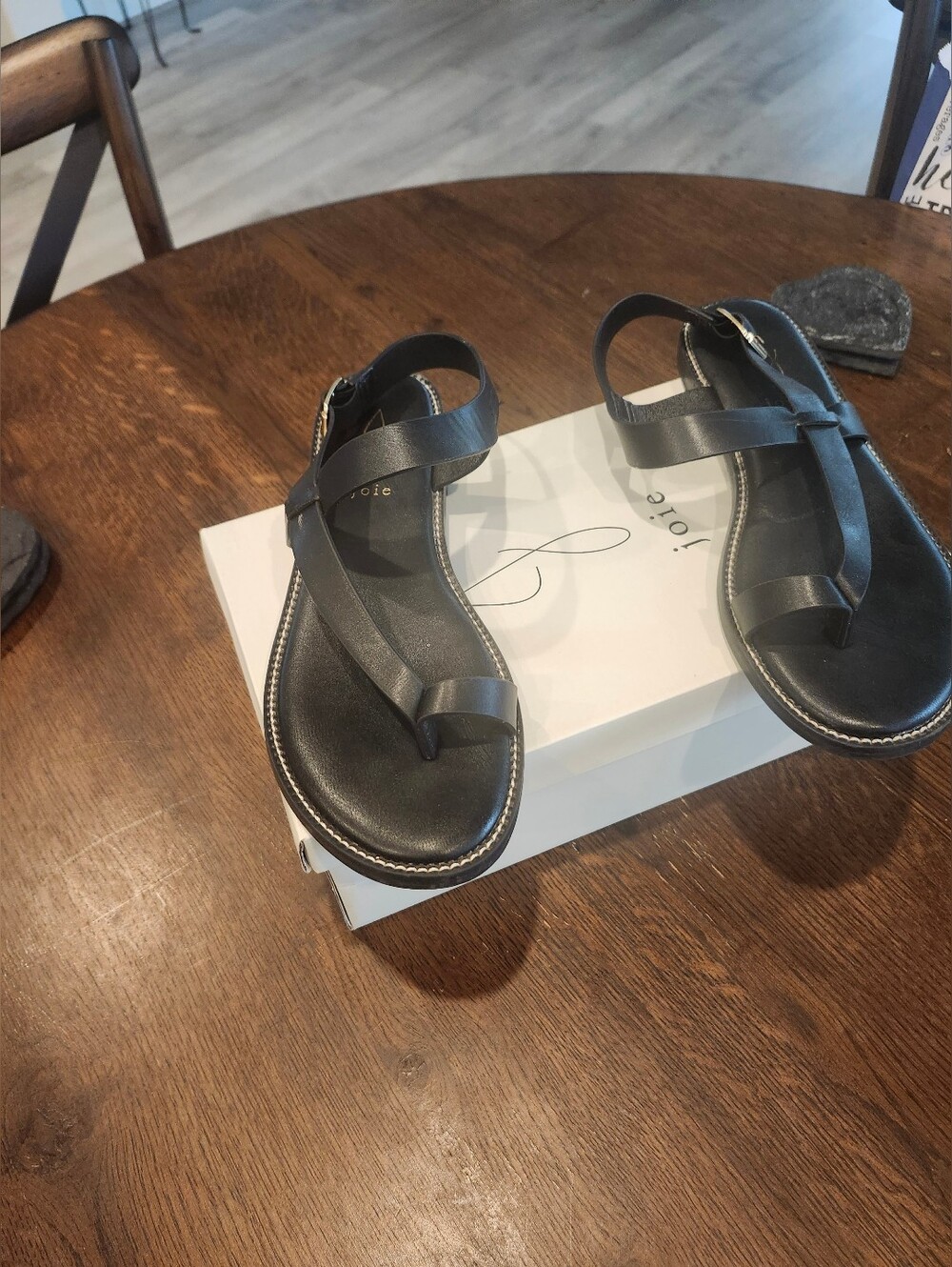 Joie Black Leather T-Strap Toe-Ring Sandals